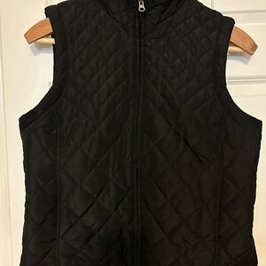 Croft & Barrow Black Quilted Vest with Diamond Pattern
